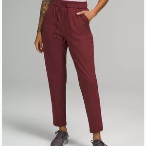 Lululemon Keep Moving 7/8 Pant Size 12